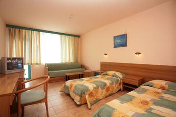 Фото номера Двухместный номер с 2 отдельными кроватями Отель Hotel Arabella Beach г. Албена 3